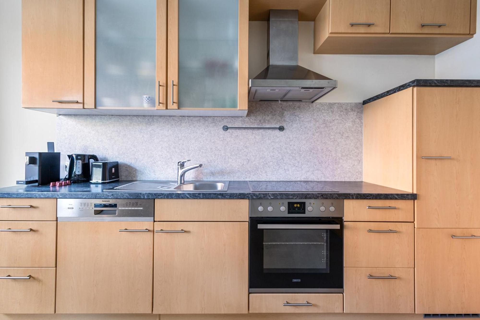 Stylische Altbauwohnung Bregenz Am See Bagian luar foto